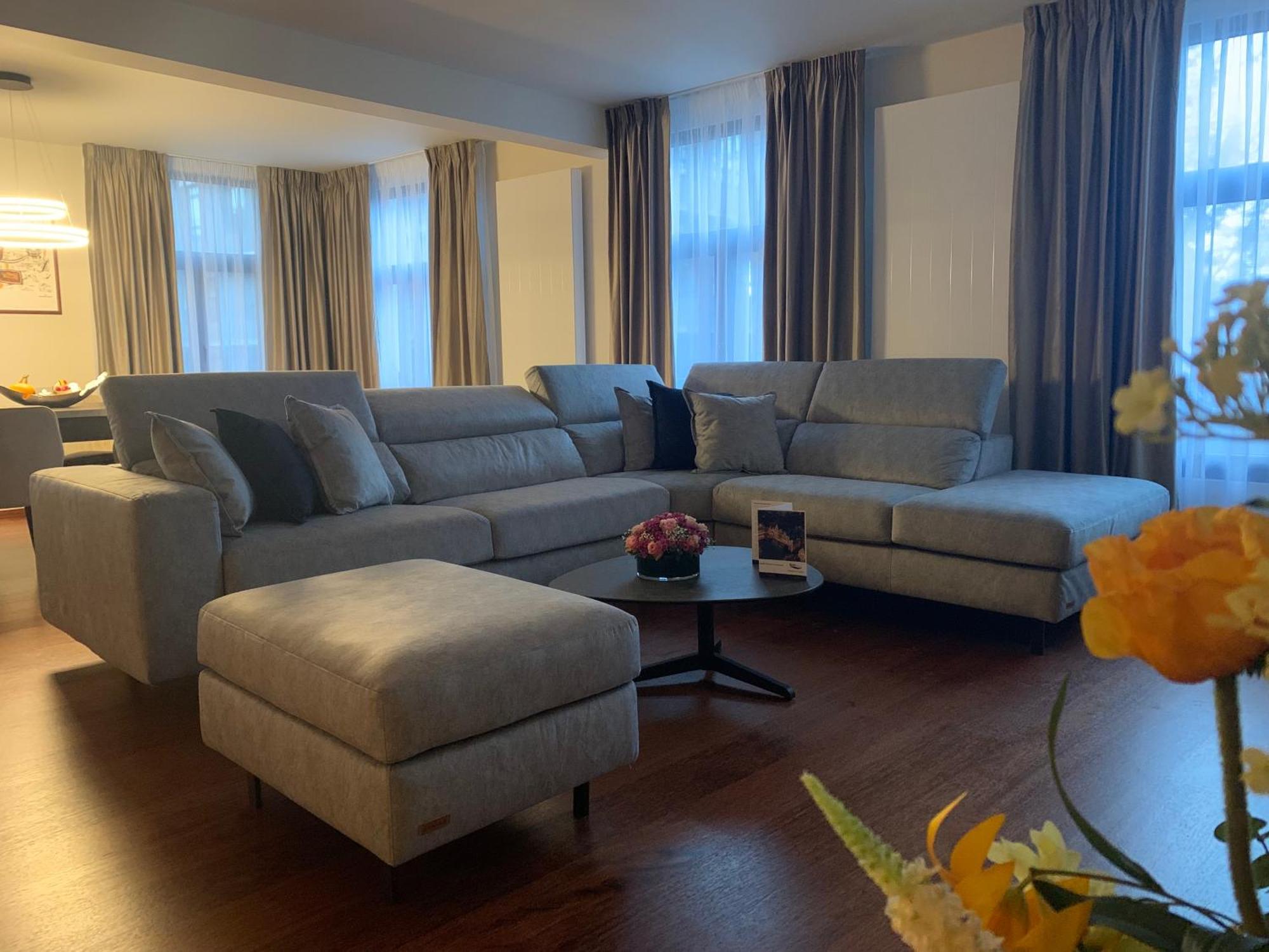 Botanique Suites Airbnb, Anvers Exterior foto